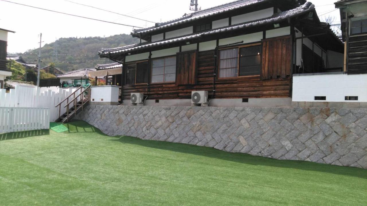 Penzion ドッグラン併設 しまなみ御殿 Imabari Railway Station Exteriér fotografie