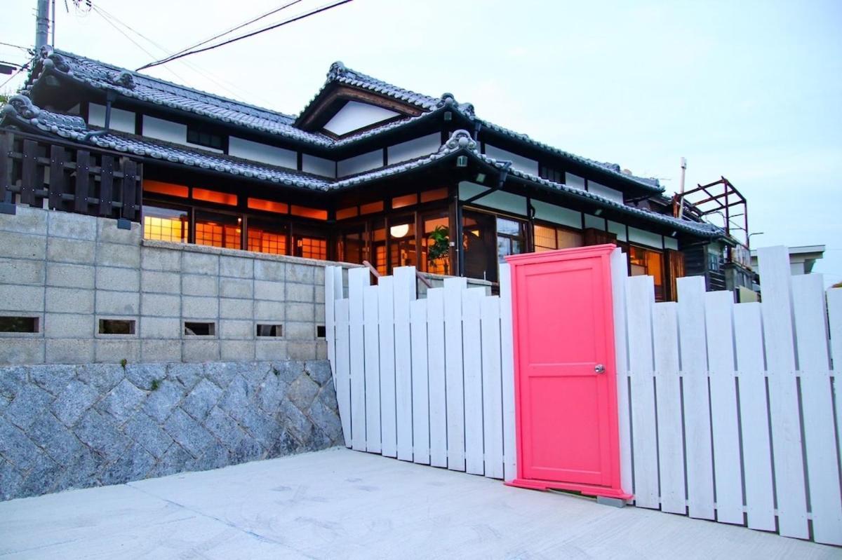 Penzion ドッグラン併設 しまなみ御殿 Imabari Railway Station Exteriér fotografie